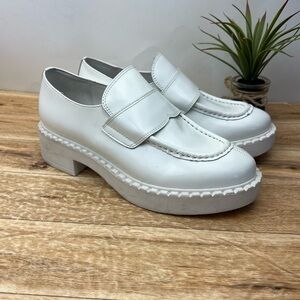 Jeffrey Campbell Librarian Loafer sz 7